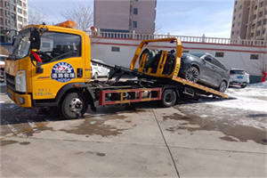 黄陵救援拖车费用怎么算